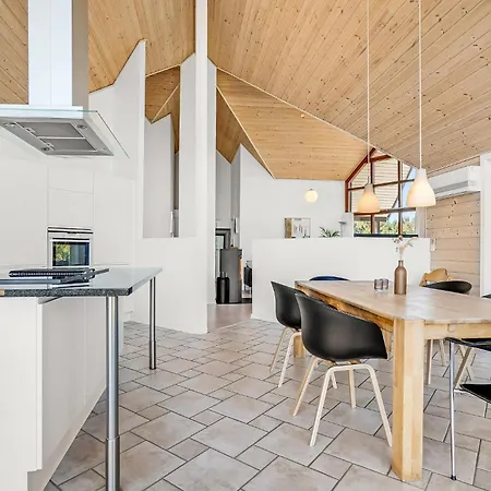 Semesterbostad Three-bedroom In