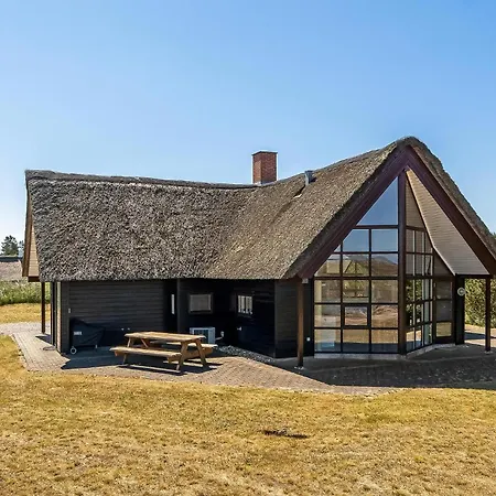 Strandhuis Met 3 Slaapkamers In Blåvand *